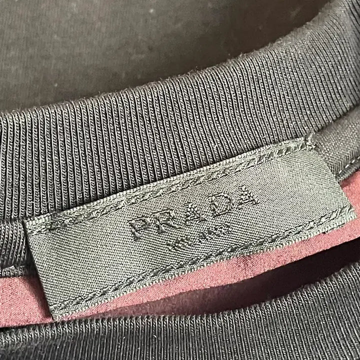 [SOLD OUT] PRADA 반팔 티셔츠