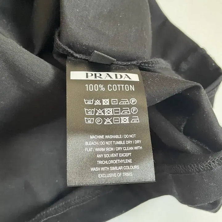 [SOLD OUT] PRADA 반팔 티셔츠