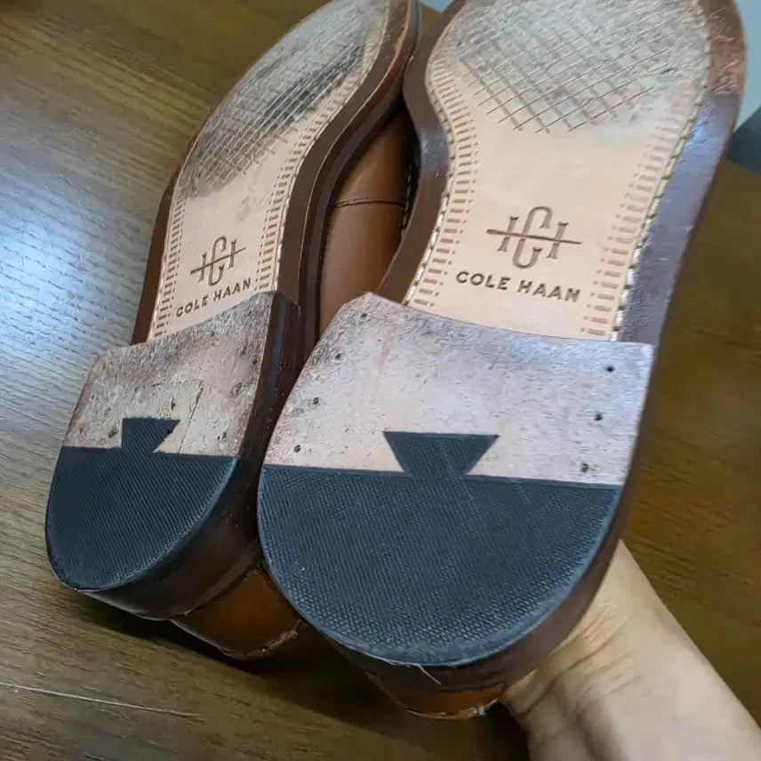 [SOLD OUT] 콜한 핀치 프렙 페니 로퍼