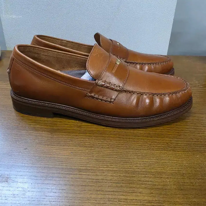 [SOLD OUT] 콜한 핀치 프렙 페니 로퍼