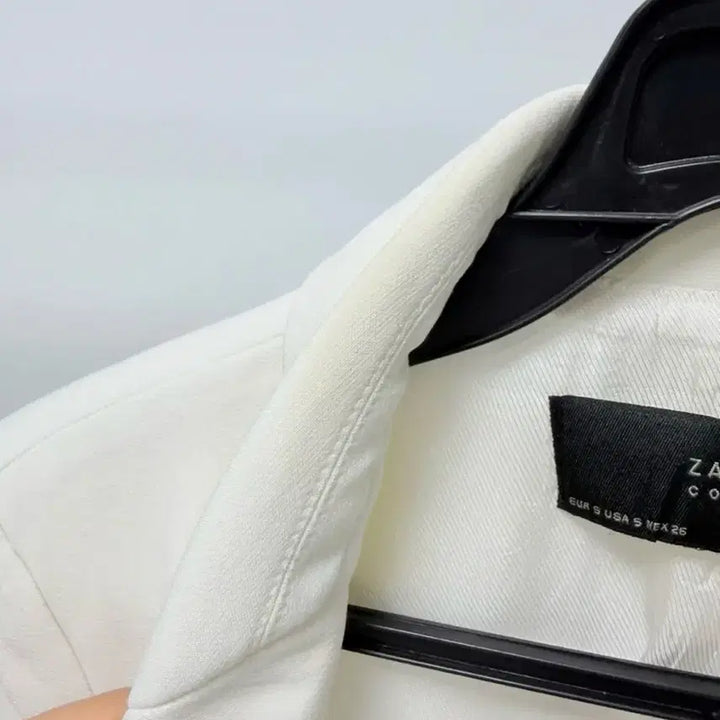 [SOLD OUT] 자라 롤업 슬리브 블레이저 자켓 (S)