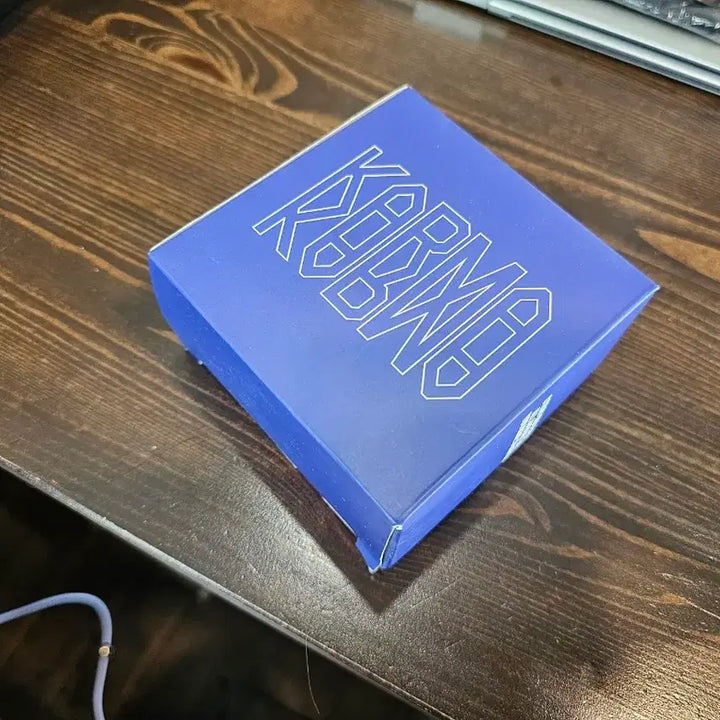 [BUNJANG] Stray Kids Skzoo Karma Carabiner Ball Pouch Set / Stray Kids 스트레이키즈 스키즈 카라비너 볼 파우치 세트