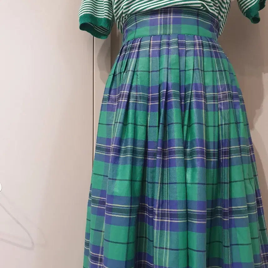 [BUNJANG] Green Check Pleated Long Skirt / 그린 체크 플리츠 롱 스커트