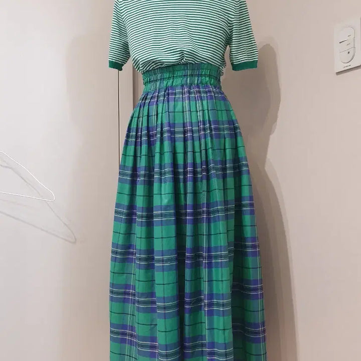 [BUNJANG] Green Check Pleated Long Skirt / 그린 체크 플리츠 롱 스커트