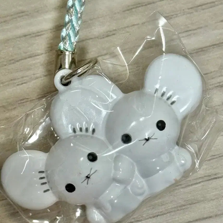 [BUNJANG] Pokemon Dudurip Bell Strap Keyring / 미개봉)포켓몬 두리쥐 키링 방울 스트랩 판매 양도 공식 포켓몬스토어