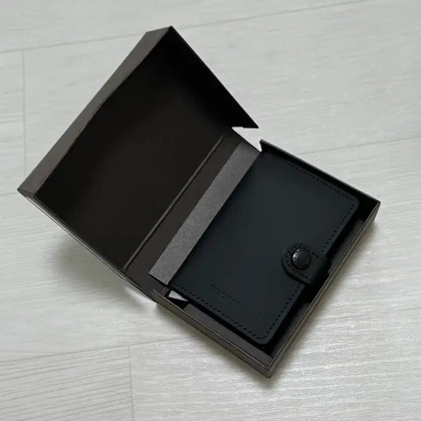 [SOLD OUT] 시크리드 미니월렛 카드지갑 매트 블랙