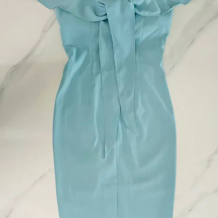 [BUNJANG] Off-Shoulder Party Dress (Size M) / 오프숄더 원피스 파티복 사이즈 M