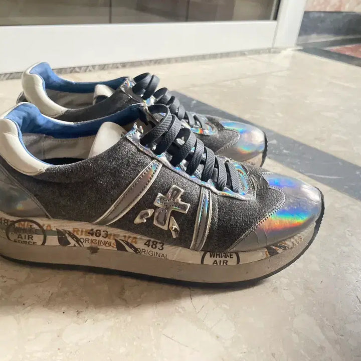 [SOLD OUT] PREMIATA 프리미아타 스니커즈 홀로그램 그레이