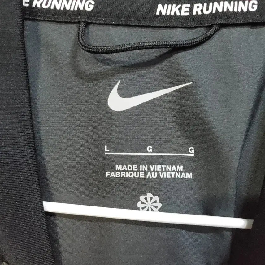 [BUNJANG] Nike Swoosh Running Windbreaker Jacket Black L / 나이키 스우시 런닝 바람막이 자켓 블랙  L