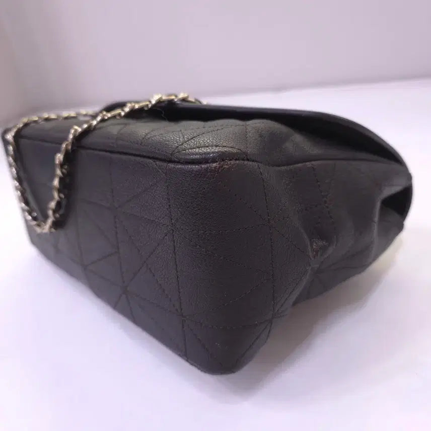 [BUNJANG] Louis Quatorze Real Leather Chain Shoulder Bag / 루이까또즈) 리얼가죽 체인 숄더백