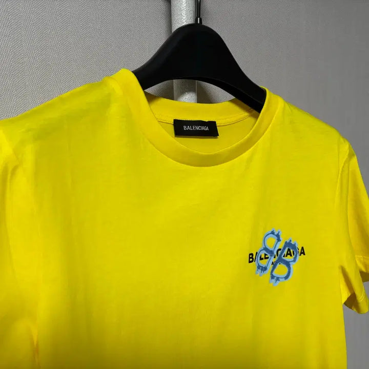 [BUNJANG] Balenciaga Yellow Short Sleeve T-Shirt / 발렌시아가 옐로우 반팔 티셔츠