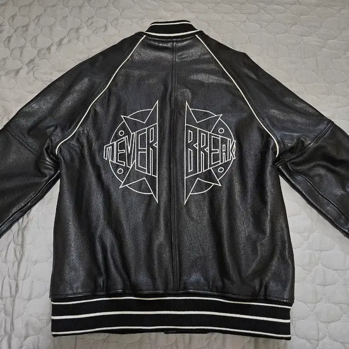 [BUNJANG] ZARA Buffalo Leather Varsity Jacket / 자라 버팔로 소가죽 바시티 자켓 ZARA 스타디움 야구점퍼 105 110