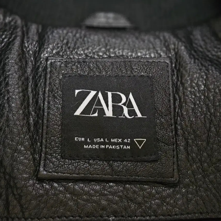 [BUNJANG] ZARA Buffalo Leather Varsity Jacket / 자라 버팔로 소가죽 바시티 자켓 ZARA 스타디움 야구점퍼 105 110