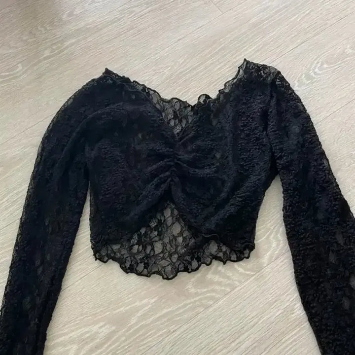 [BUNJANG] Black See-through Shirring Blouse Crop Top / 블랙 시스루 셔링 블라우스 크롭티셔츠