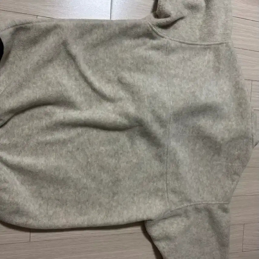 [SOLD OUT] 파타고니아 신칠라 풀오버 오트밀M