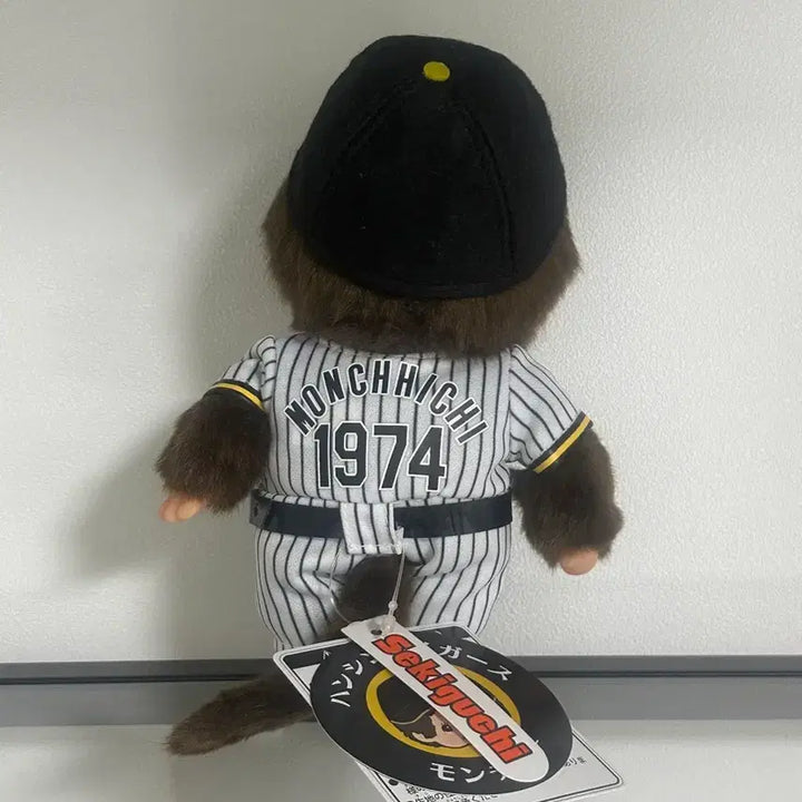 [BUNJANG] Monchhichi Hanshin Tigers Japan Limited Edition Plush Toy / 새상품 몬치치 한신 타이거즈 일본 한정판