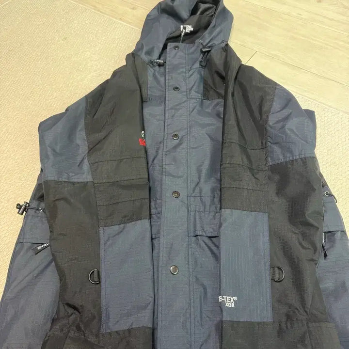 [BUNJANG] The North Face Gore-Tex Windbreaker Jacket - Navy - M / 노스페이스 고어텍스 바람막이 자켓 네이비 M
