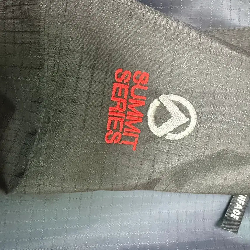 [BUNJANG] The North Face Gore-Tex Windbreaker Jacket - Navy - M / 노스페이스 고어텍스 바람막이 자켓 네이비 M