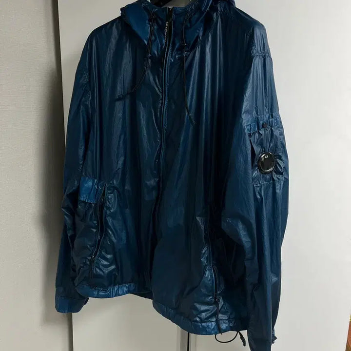 [SOLD OUT] C.P.컴퍼니 네이비 후드자켓 52 (105-108)