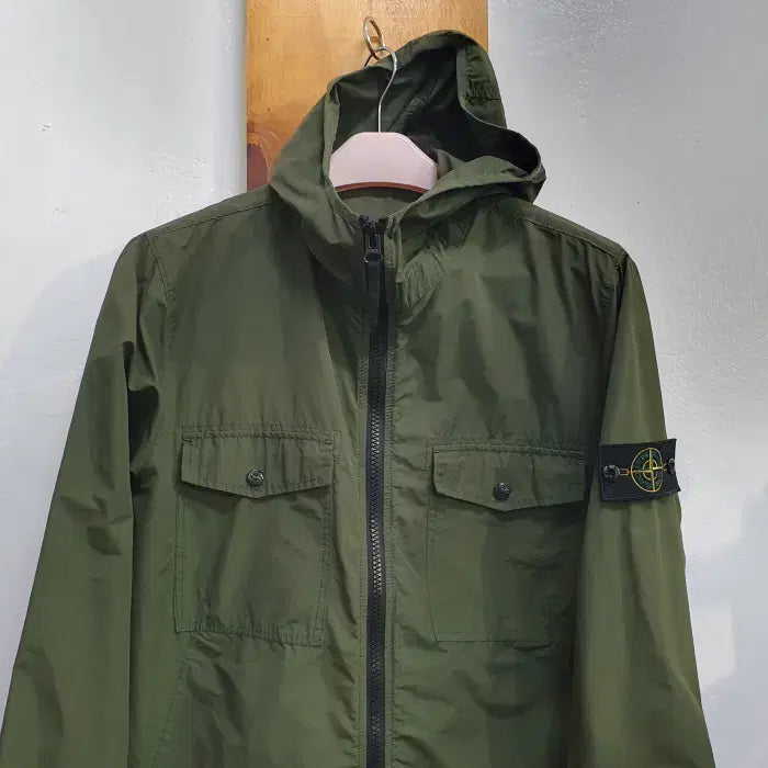 [SOLD OUT] 럭셔리 남자 후드 바람막이 자켓(110)