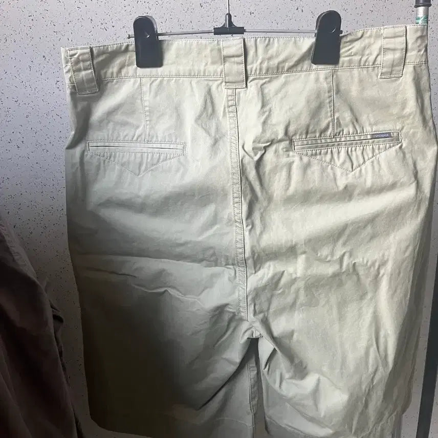 [BUNJANG] Espionage Double Fleece Shorts Khaki Beige / 에스피오나지 더블 플리스 반바지 카키베이지