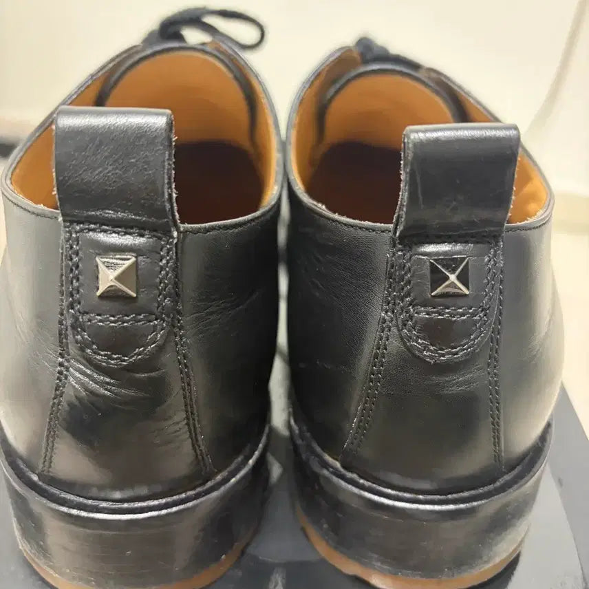 [BUNJANG] Valentino Black Leather Derby Shoes / 발랜티노 블랙 가죽 더비 슈즈
