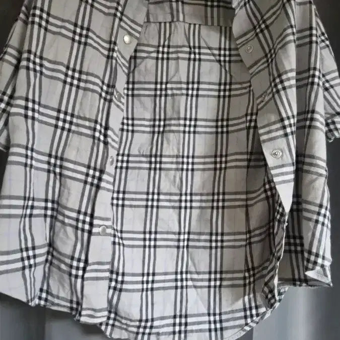 [BUNJANG] Burberry Checkered Short Sleeve Shirt / Burberry 체크 반팔 셔츠
