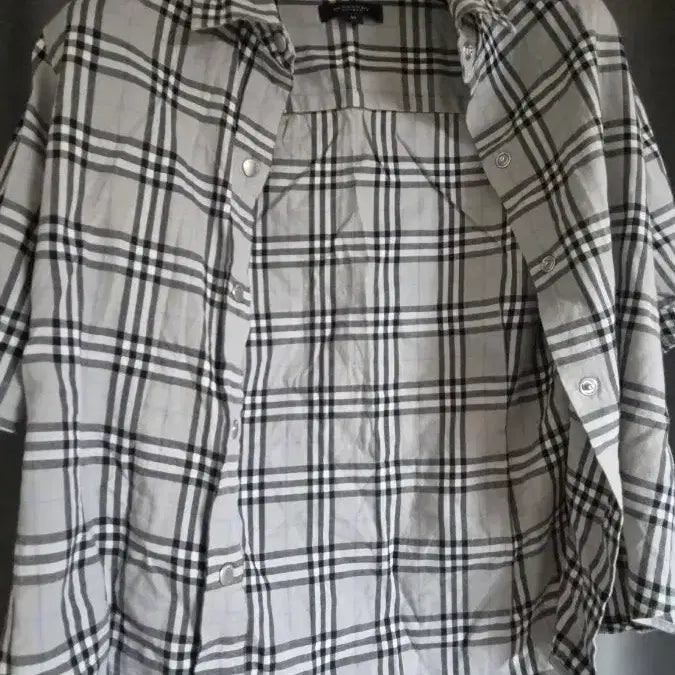 [BUNJANG] Burberry Checkered Short Sleeve Shirt / Burberry 체크 반팔 셔츠