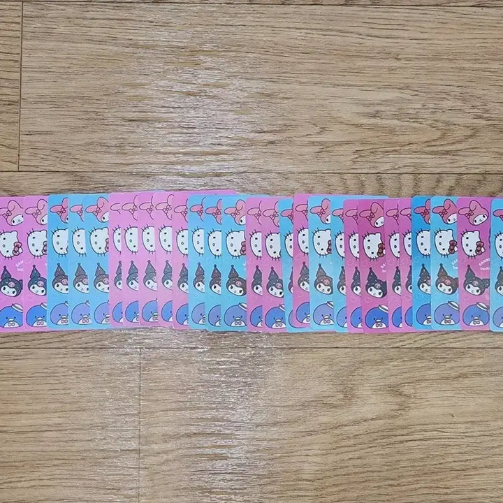 [BUNJANG] Baskin Robbins Sanrio Collaboration Photocard Bundle Set / 배스킨라빈스 산리오 포토카드 29장 판매합니다.