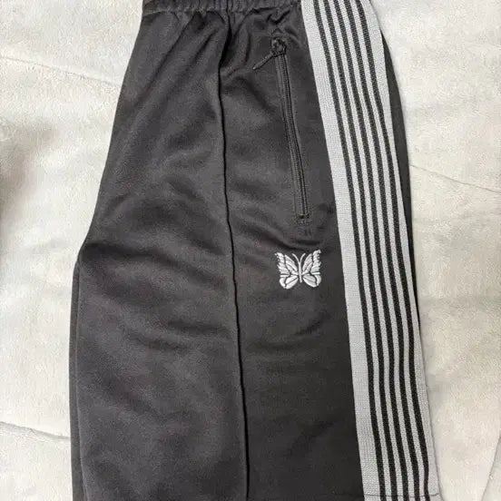 [SOLD OUT] 니들스 반바지 s