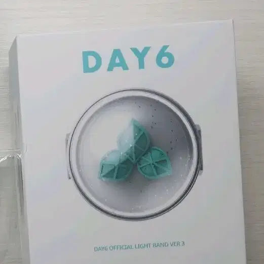 [SOLD OUT] 데이식스 응원봉 마데워치3