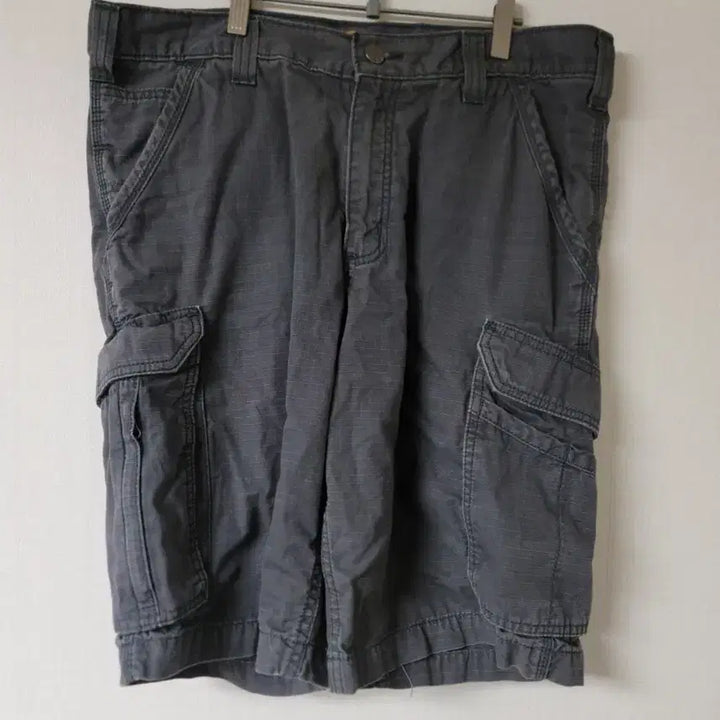 [SOLD OUT] Carhartt 릴렉스핏 카고 반바지 33인치