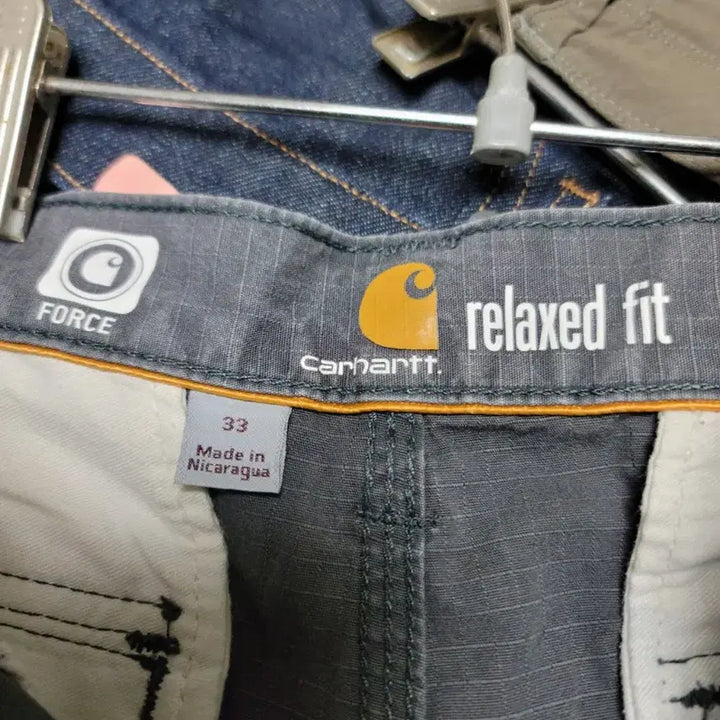 [SOLD OUT] Carhartt 릴렉스핏 카고 반바지 33인치