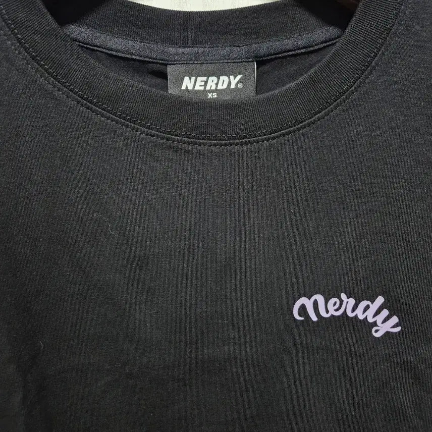 [BUNJANG] Nerdy Black T-shirt and Shorts Set / (타임세일)(새상품)널디 반팔 티셔츠 반바지 세트 블랙