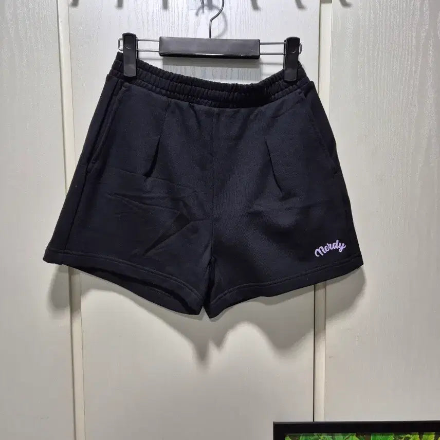 [BUNJANG] Nerdy Black T-shirt and Shorts Set / (타임세일)(새상품)널디 반팔 티셔츠 반바지 세트 블랙