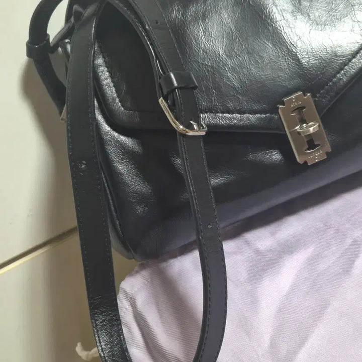 [SOLD OUT] 분크 Occam Doux Shoulder S 오캄 두 숄더 스몰 블랙