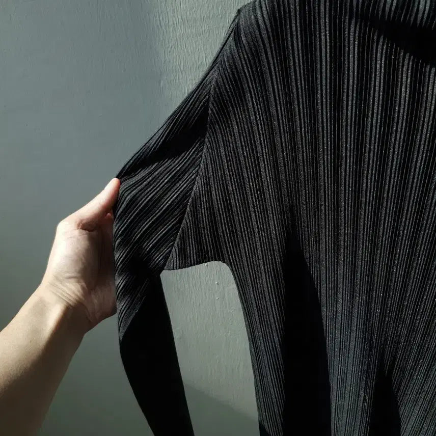 [BUNJANG] Pleats Please Issey Miyake Turtleneck Long Sleeve Top / PLEATS PLEASE top by Issey Miyake