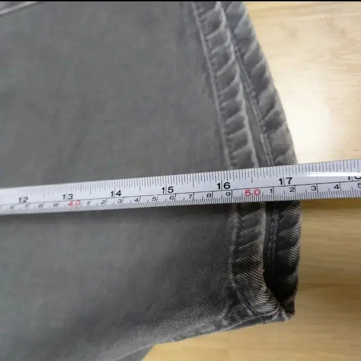 [BUNJANG] ZARA Washed Denim Shorts (Gray, Size 32) / ZARA 워싱 데님 반바지 그레이 (32사이즈)