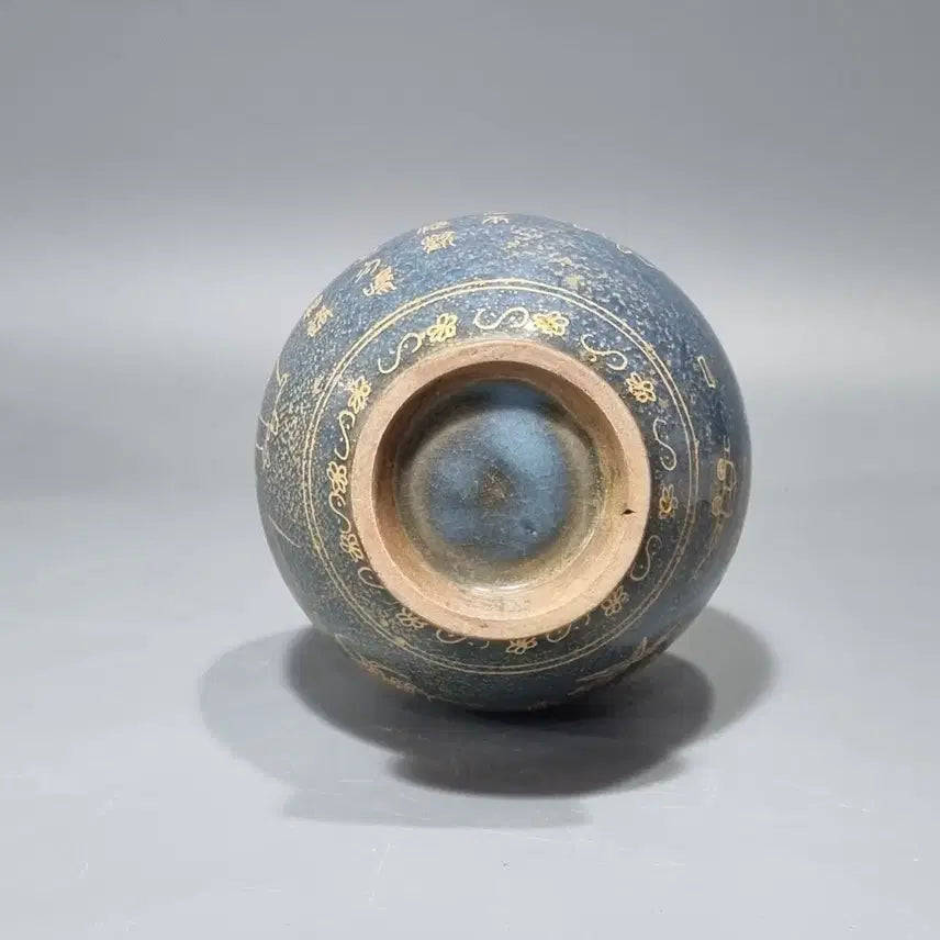 [BUNJANG] Song Gyun Yo Celadon Porcelain Vase / 송균요 묘금영희문장경병. 고30
