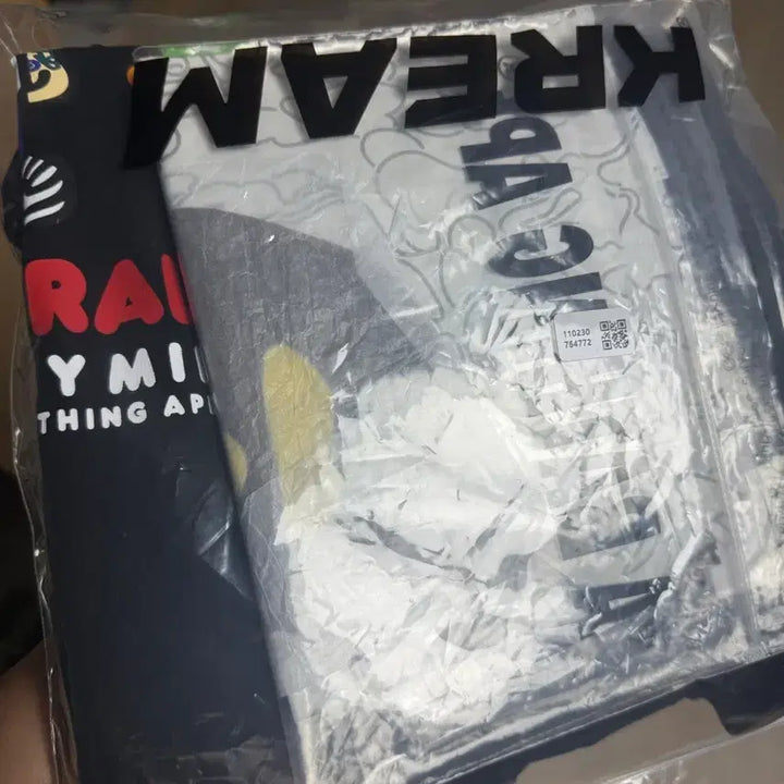 [SOLD OUT] [L]베이프 x스포티파이 x 센트럴 씨 콜라보 반팔 블랙