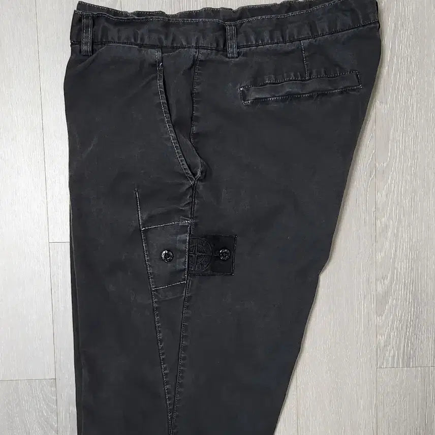 [SOLD OUT] 스톤아일랜드 팬츠 쉐도우와펜  (바지)