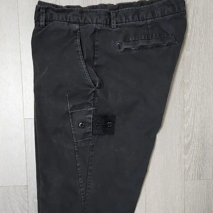 [SOLD OUT] 스톤아일랜드 팬츠 쉐도우와펜  (바지)