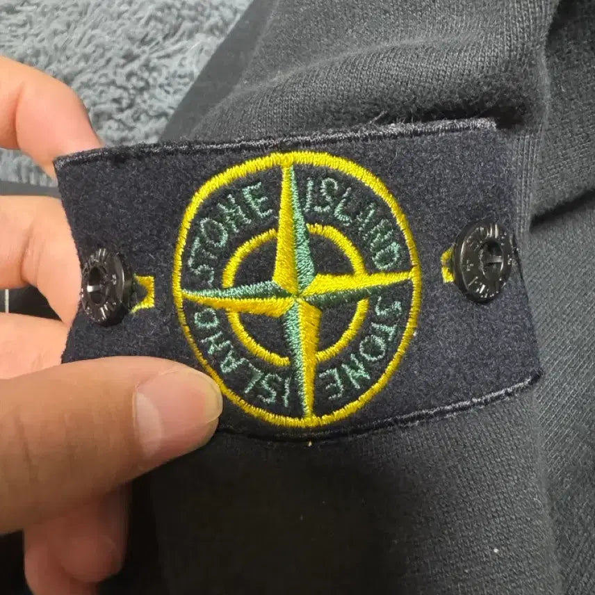 [BUNJANG] Stone Island 22-23 Black Crewneck Sweatshirt / [22-23년식/3XL]스톤아일랜드 블랙 맨투맨