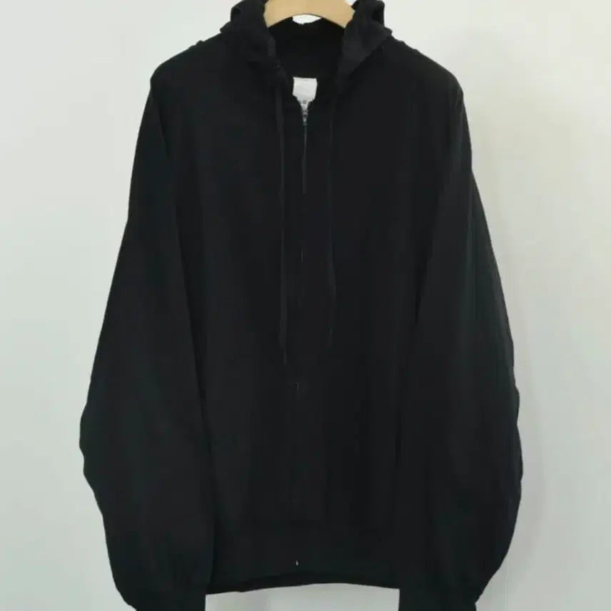 [SOLD OUT] 26ss시즌 코모리 저지집업파카 4번사이즈