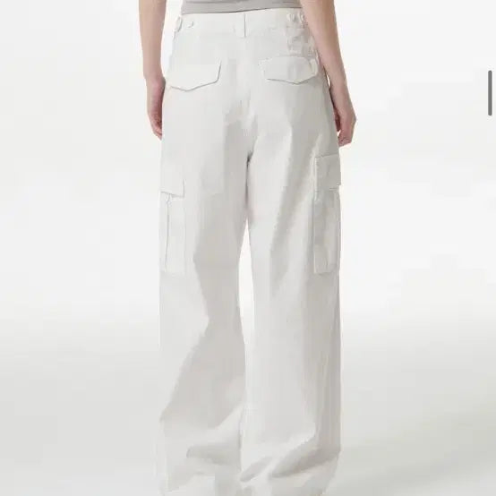 [SOLD OUT] 무신사 스탠다드 우먼 와이드 카고 팬츠 화이트 26