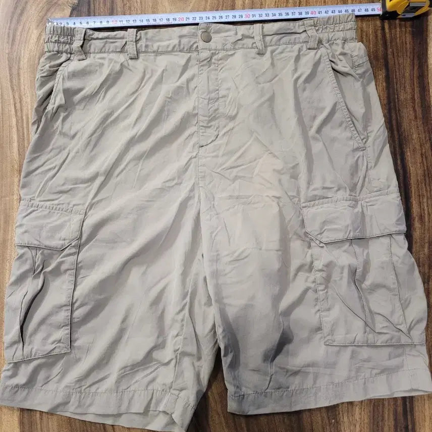 [SOLD OUT] NEPA 카키 카고 반바지