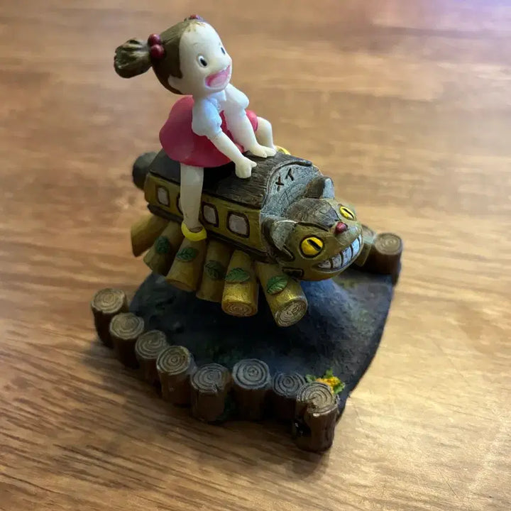 [SOLD OUT] 고전) 지브리 토토로 잡목림유원지 고양이버스목마