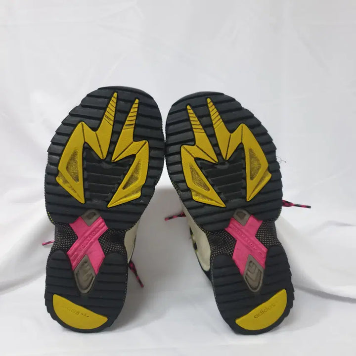 [BUNJANG] Adidas Yung-1 Trail Sneakers - Vintage / 빈티지하서 240 아디다스 영 원 트레일 스니커즈 운동화