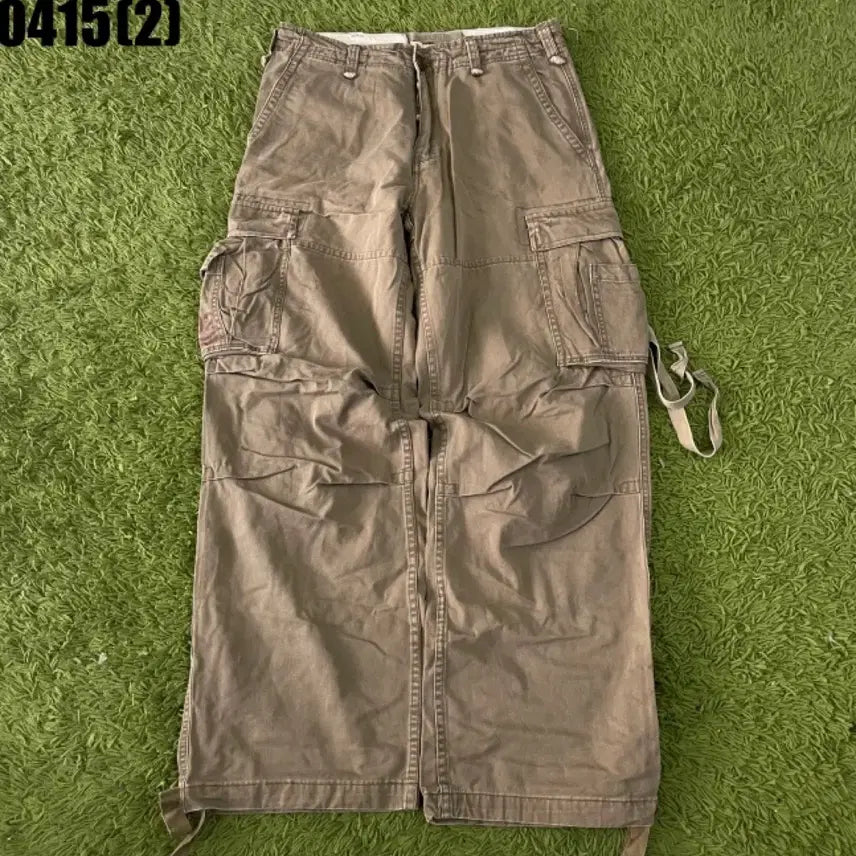 [SOLD OUT] 카키색 카고 와이드 팬츠 34