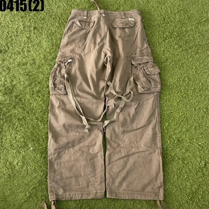 [SOLD OUT] 카키색 카고 와이드 팬츠 34